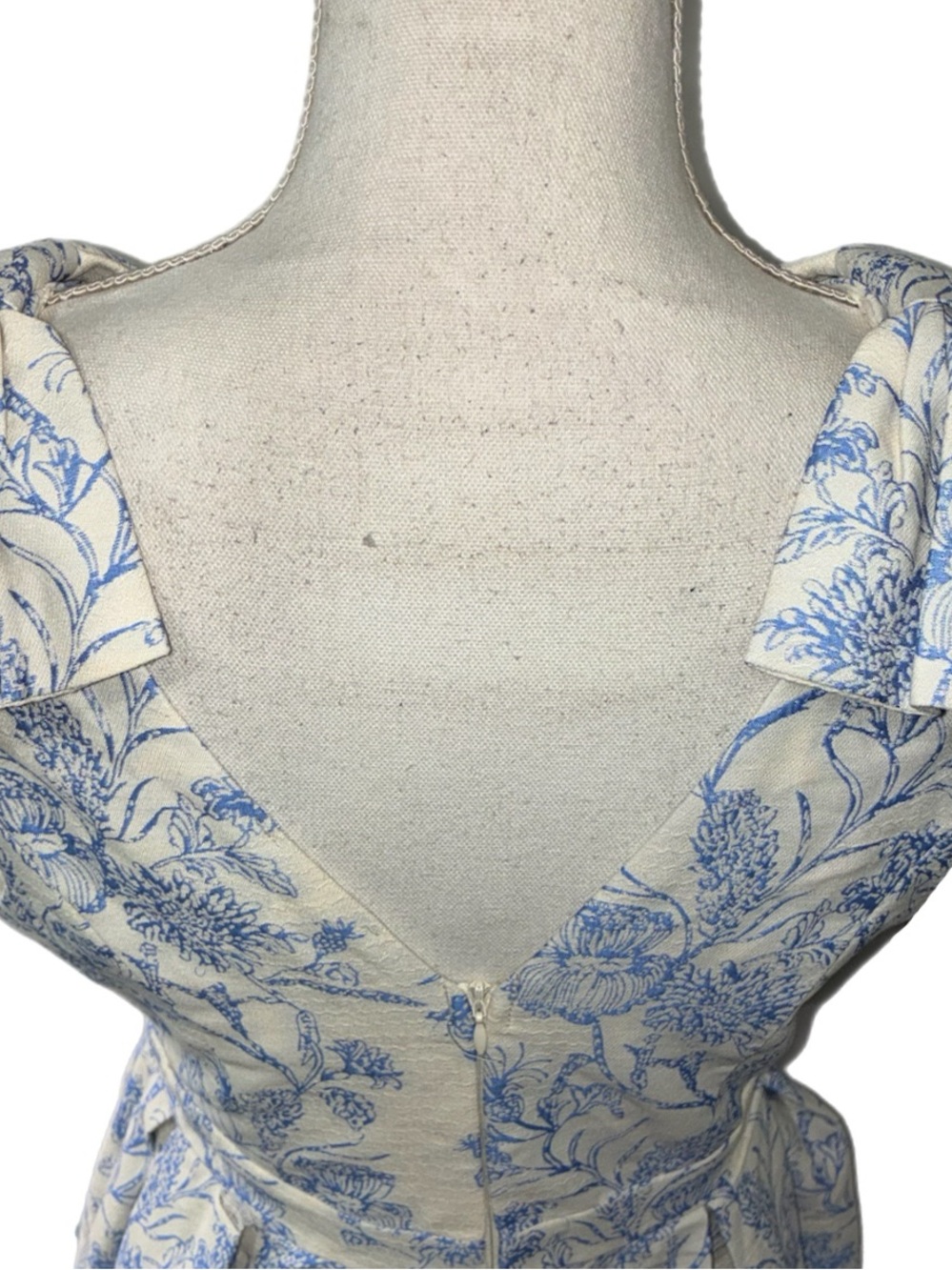 NWT Entro Tie It Up Pretty Blue Floral Bow Strap Midi Dress Coquette Girl Vibes - Picture 12 of 13